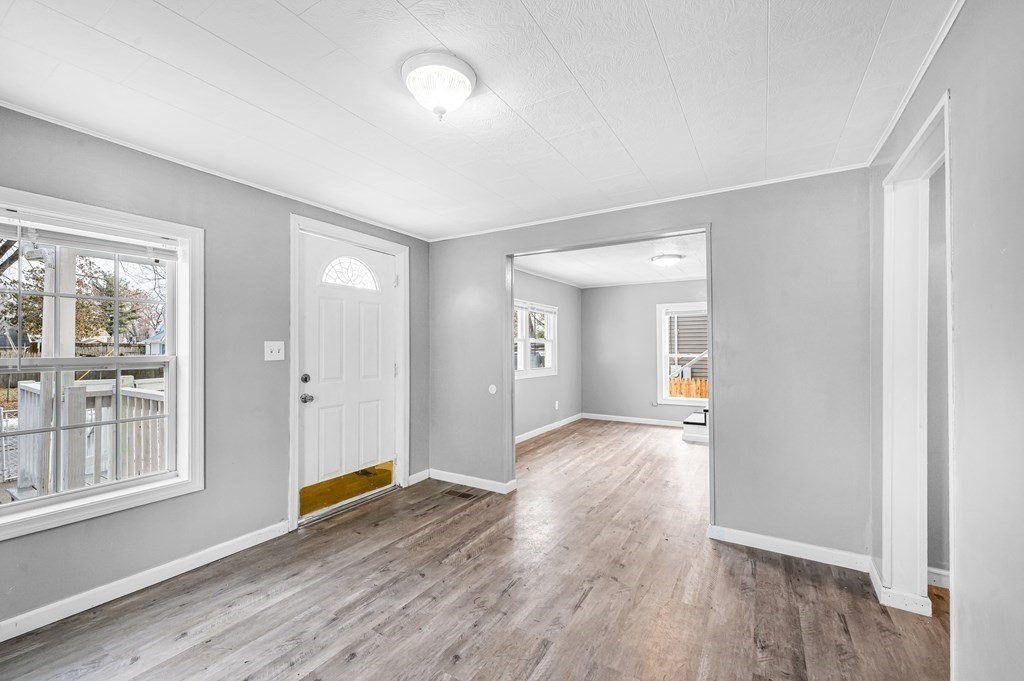 146 Temby Street Springfield, MA 01119 - Photo 8 of 25 Gallery Image 8