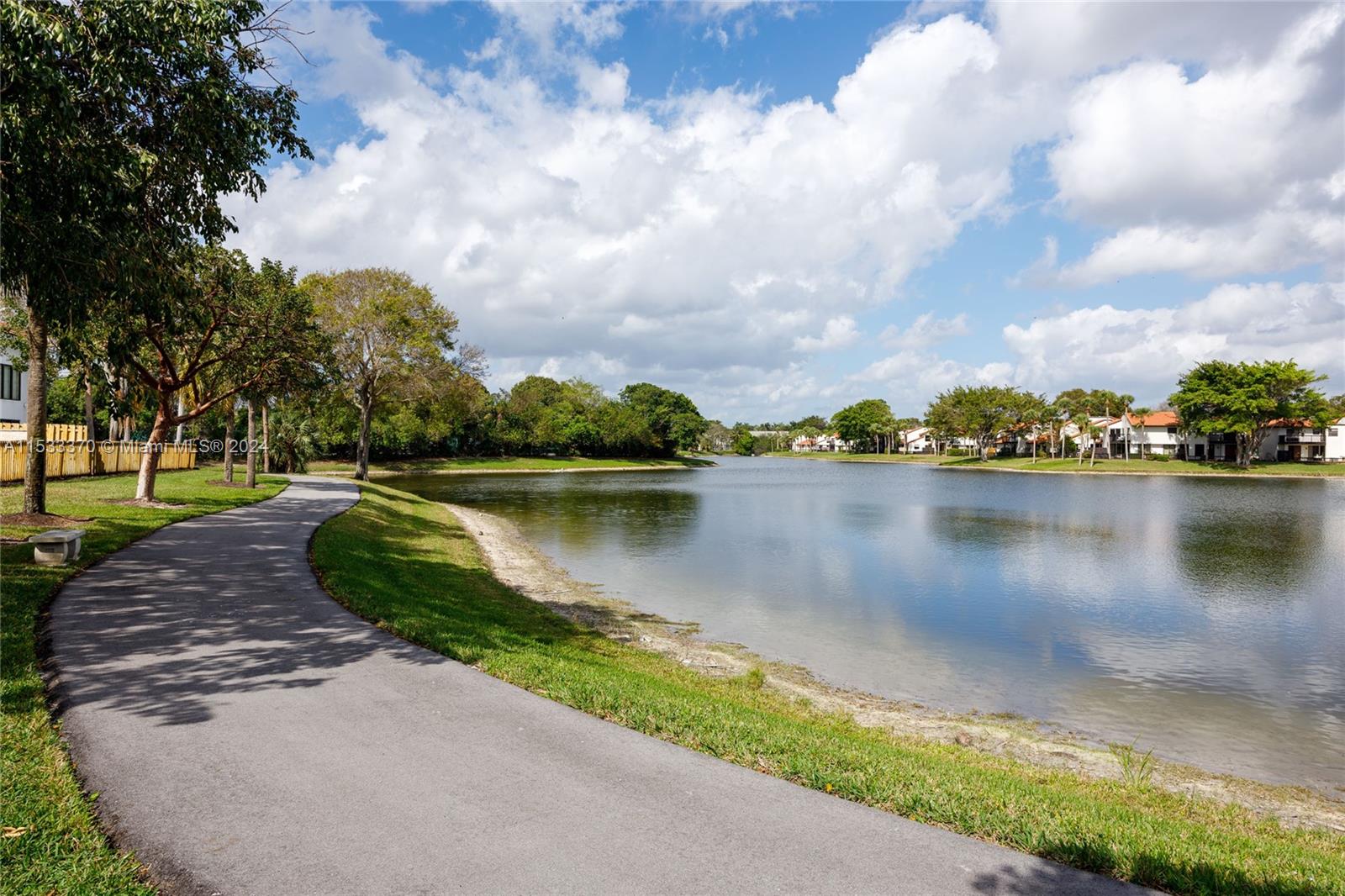 5632 Amersham Way Boca Raton, FL 33486 - Photo 25 of 28 Gallery Image 25