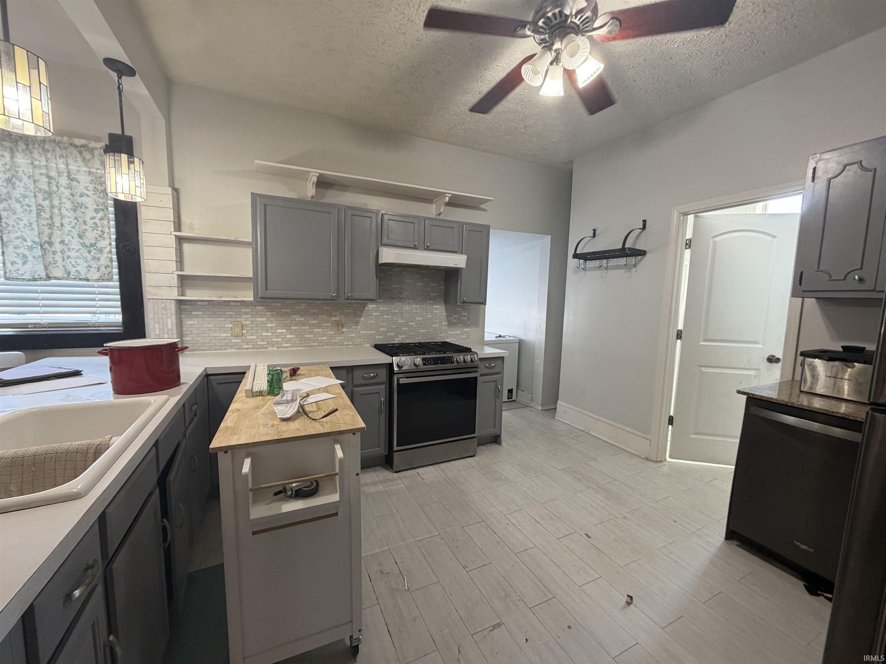 601 South Clay Street Frankfort, IN 46041 - Photo 17 of 25