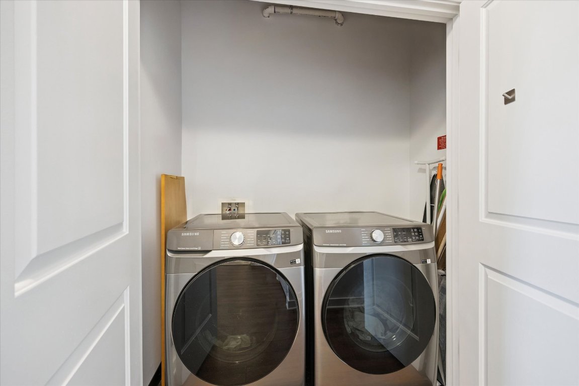 360 Nueces Street, Unit 2704 Austin, TX 78701 - Photo 28 of 40 a utility room with dryer and washer