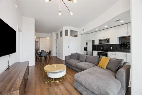 $825,000 | 360 Nueces Street, Unit 2704, Austin, TX 78701