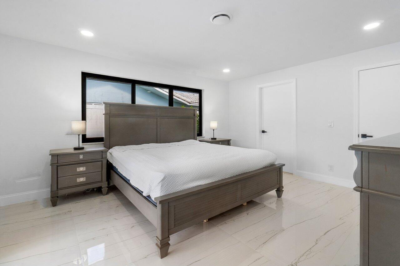 1200 Southwest 8th Street Boca Raton, FL 33486 - Photo 20 of 34 020-1200Southwest8thStreet-BocaRaton-FL-