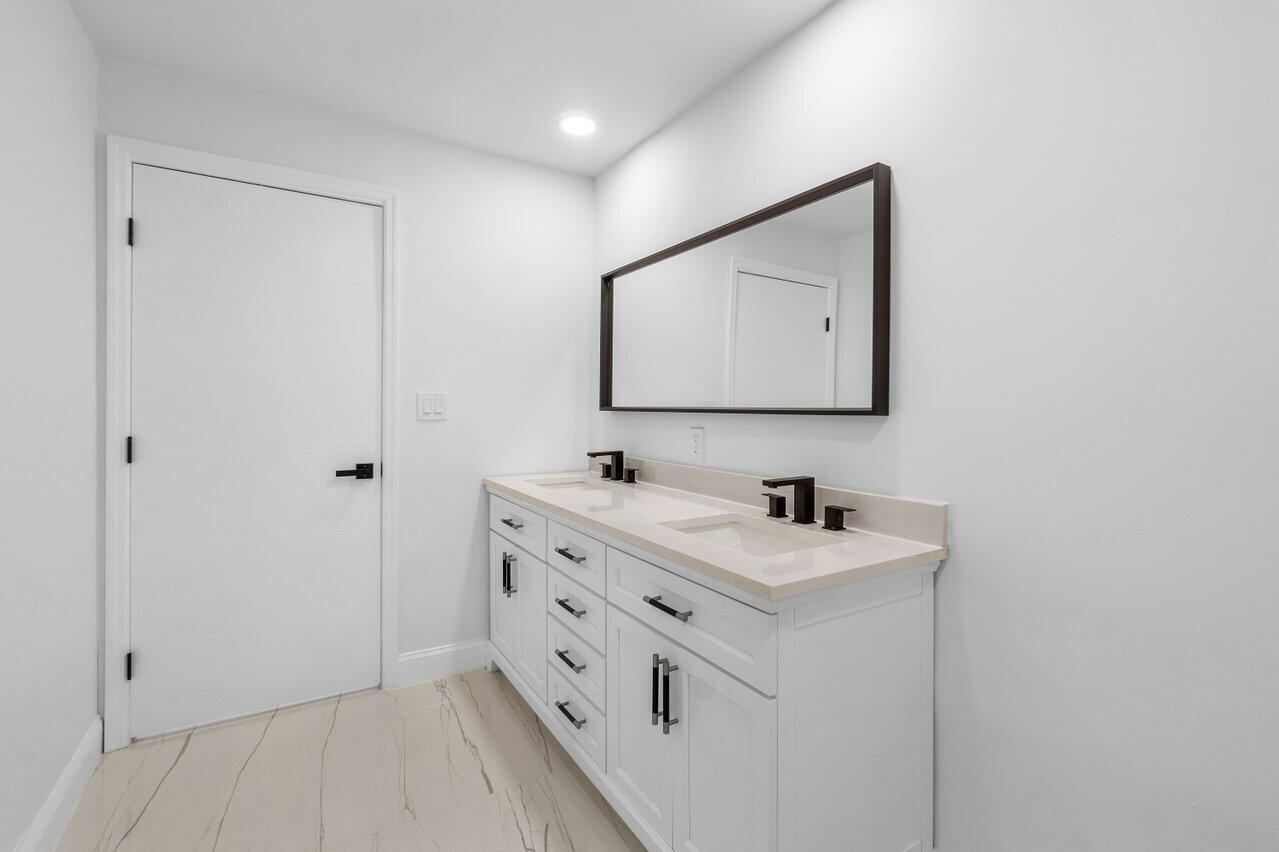 1200 Southwest 8th Street Boca Raton, FL 33486 - Photo 25 of 34 026-1200Southwest8thStreet-BocaRaton-FL-