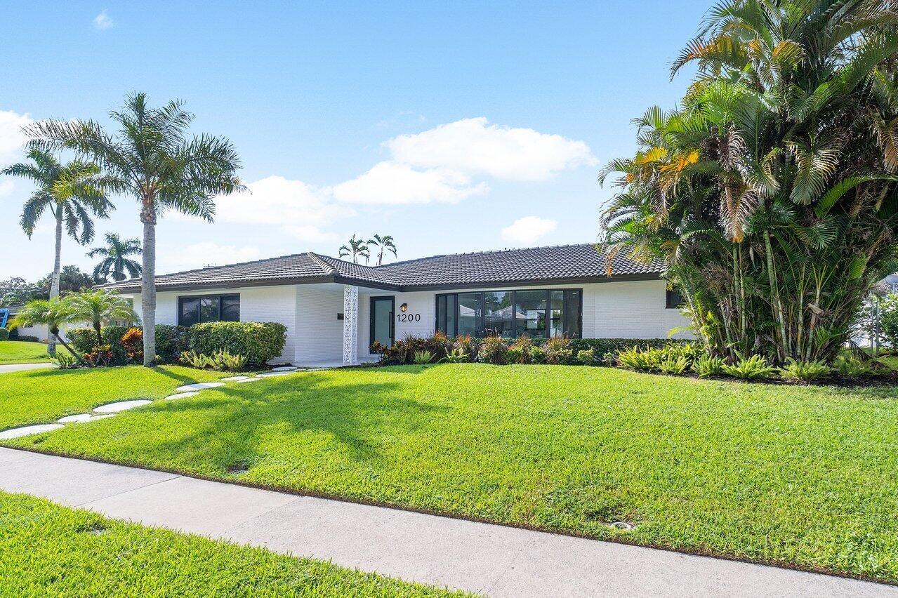 1200 Southwest 8th Street Boca Raton, FL 33486 - Photo 3 of 34 003-1200Southwest8thStreet-BocaRaton-FL-
