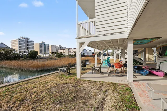 $899,900 | 6210 Nixon Street, North Myrtle Beach, SC 29582