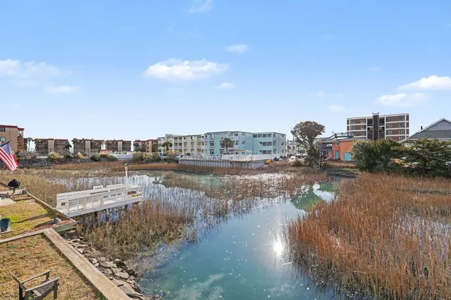 $899,900 | 6210 Nixon Street, North Myrtle Beach, SC 29582