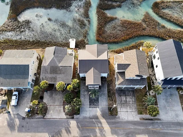 $899,900 | 6210 Nixon Street, North Myrtle Beach, SC 29582