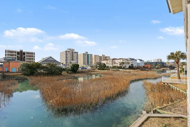 $899,900 | 6210 Nixon Street, North Myrtle Beach, SC 29582