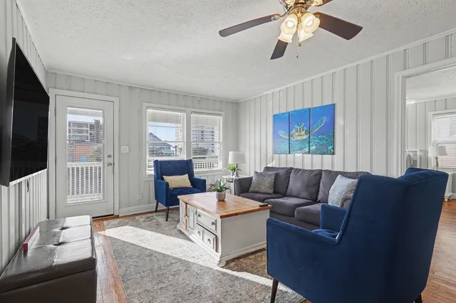 $899,900 | 6210 Nixon Street, North Myrtle Beach, SC 29582