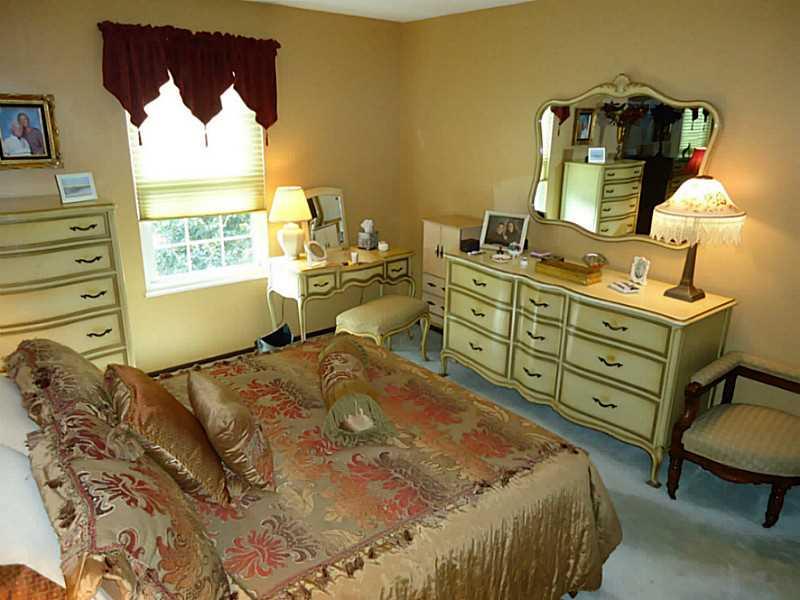 178 Old English Road Pittsburgh, PA 15237 - Photo 13 of 19 Master Bedroom. Tons of natural light shines throughout.