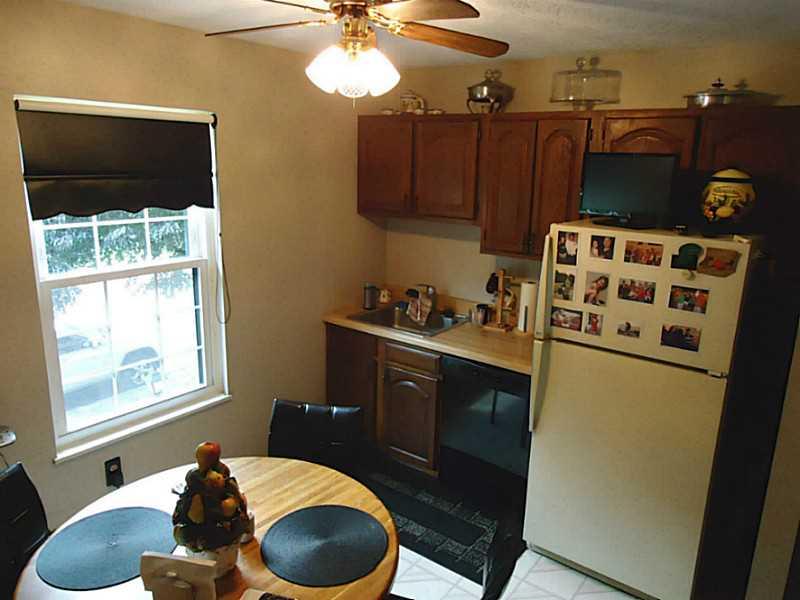 178 Old English Road Pittsburgh, PA 15237 - Photo 6 of 19 Kitchen. Quaint Kitchen with ample cabinet space.