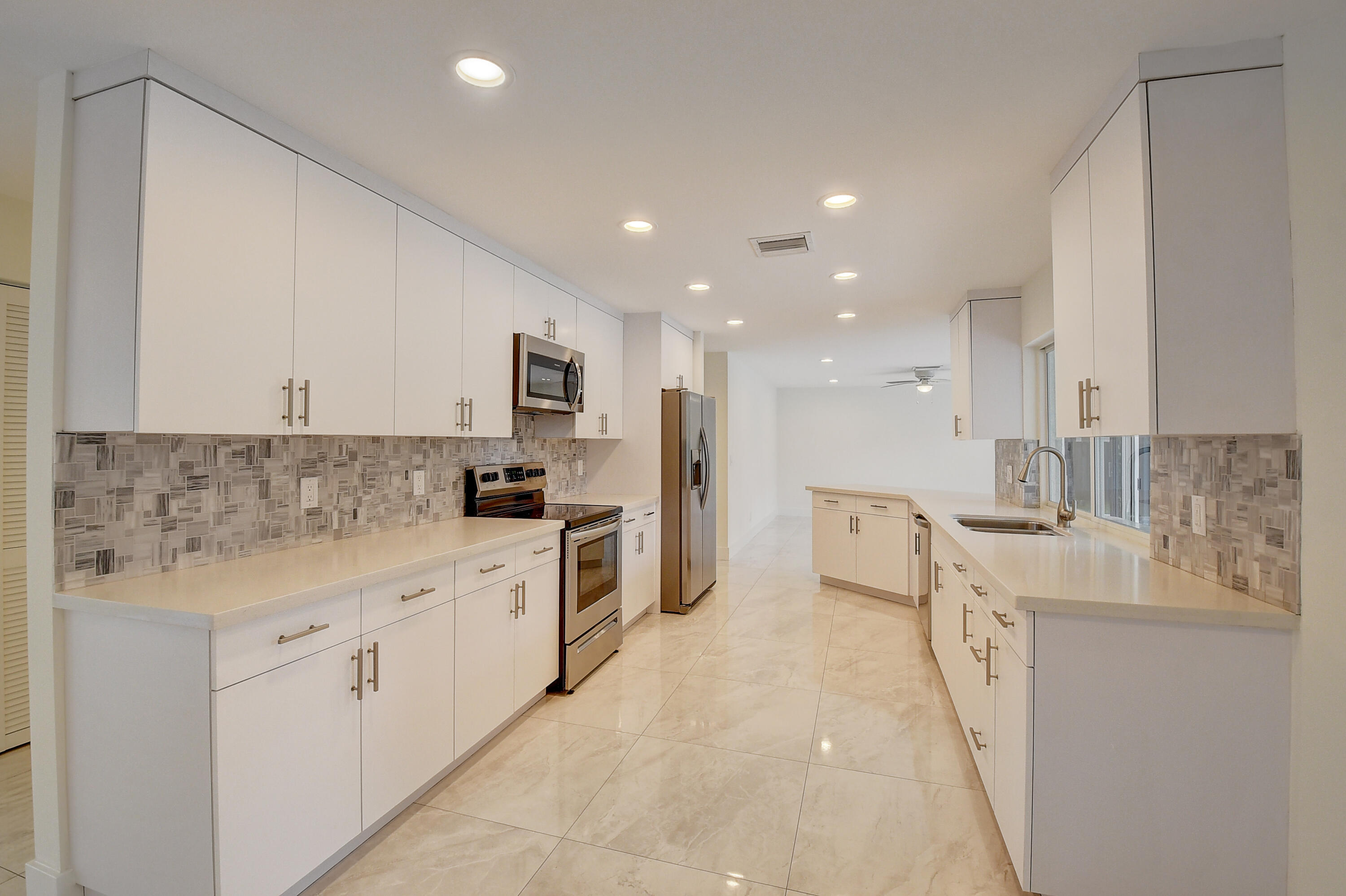 1481 Southwest 20th Street Boca Raton, FL 33486 - Photo 12 of 52 14_2 (14)