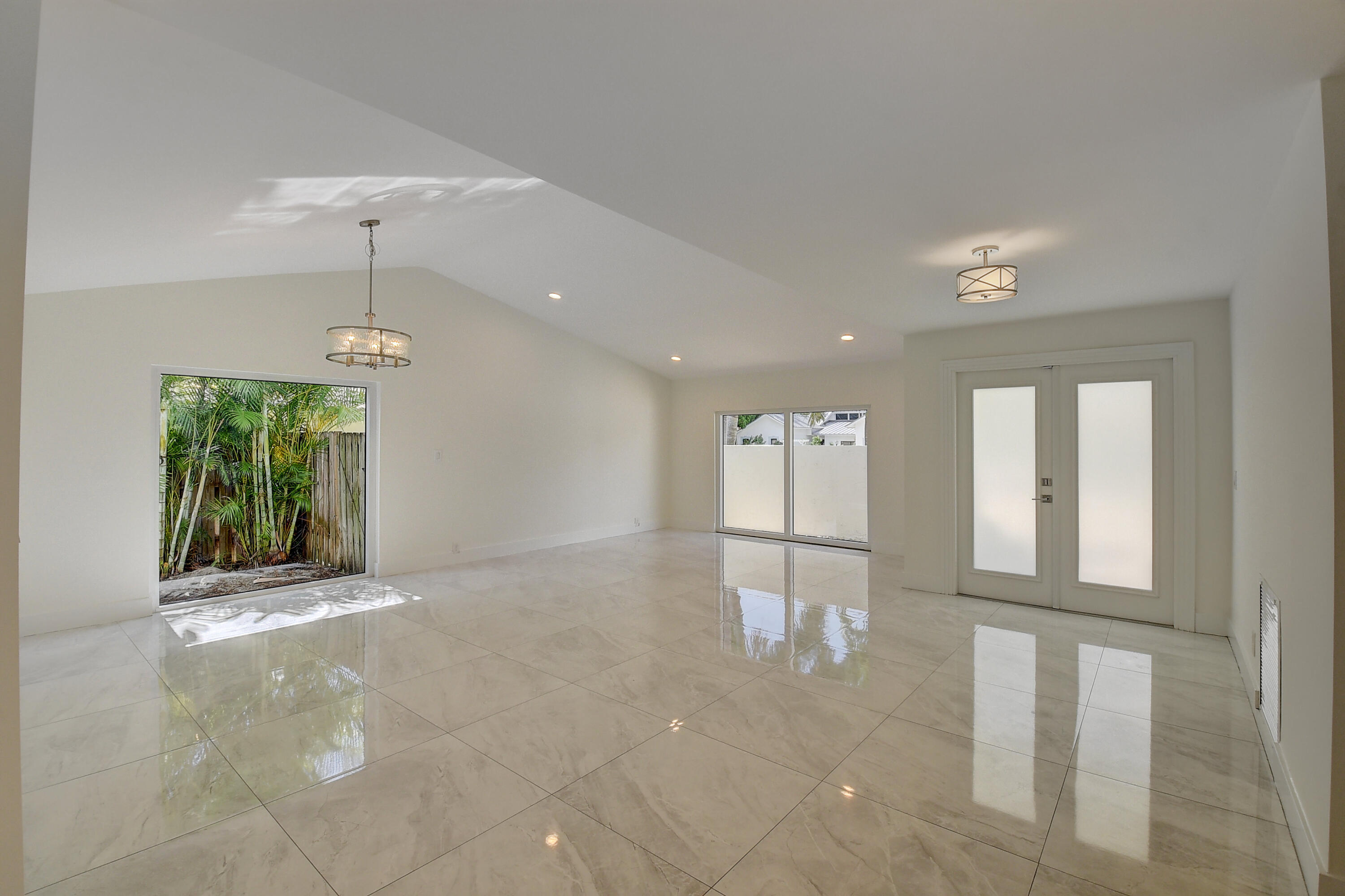 1481 Southwest 20th Street Boca Raton, FL 33486 - Photo 5 of 52 05_2 (5)