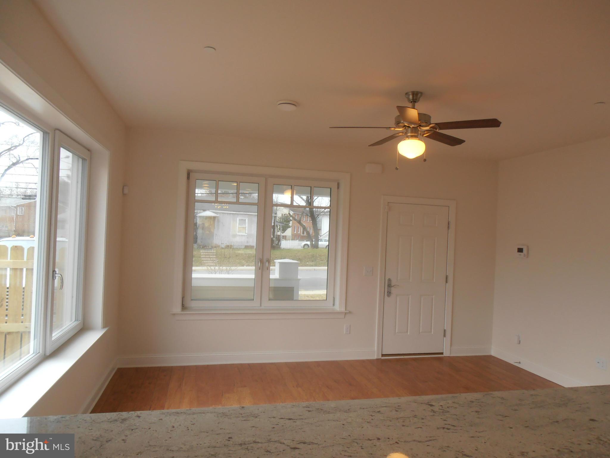 5424 Addison Road Fairmount Heights, MD 20743 - Photo 6 of 26 Living Room