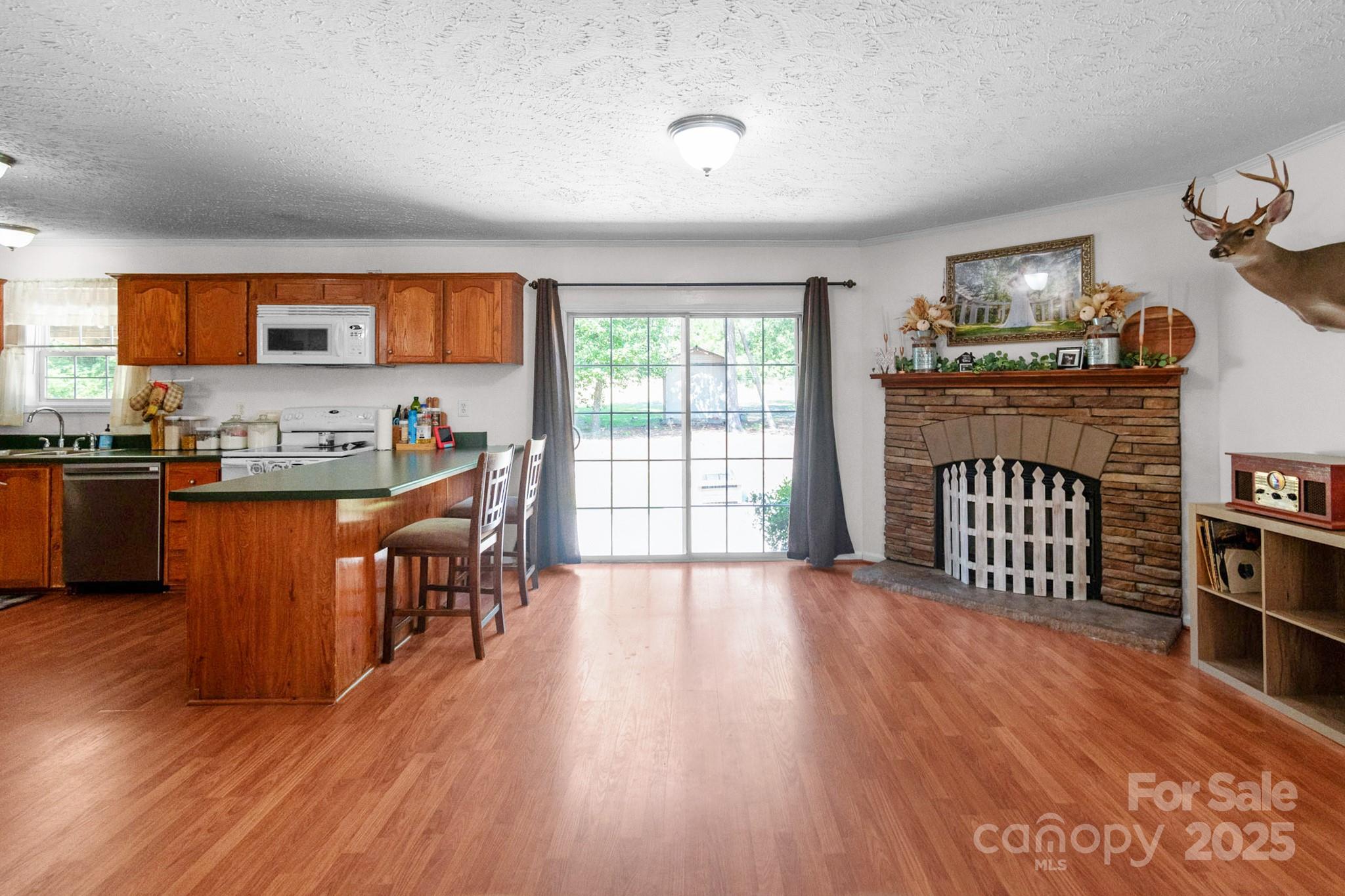 5701 Lockhart Road Kershaw, SC 29067 - Photo 5 of 27