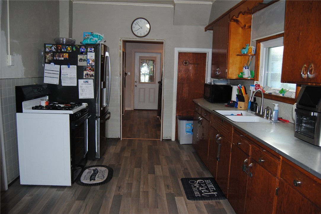 510 North Elk Avenue Kane, PA 16735 - Photo 15 of 27