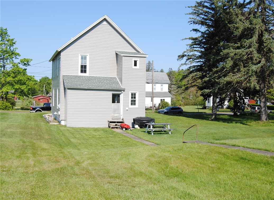 510 North Elk Avenue Kane, PA 16735 - Photo 3 of 27