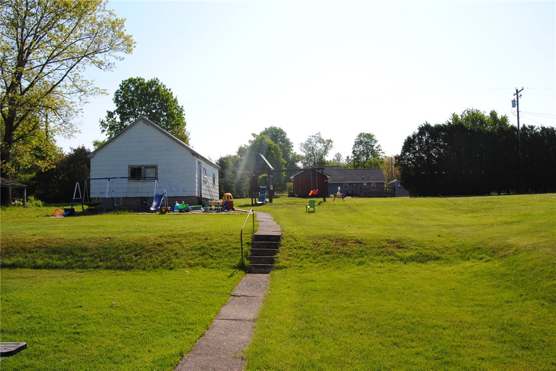 510 North Elk Avenue Kane, PA 16735 - Photo 4 of 27