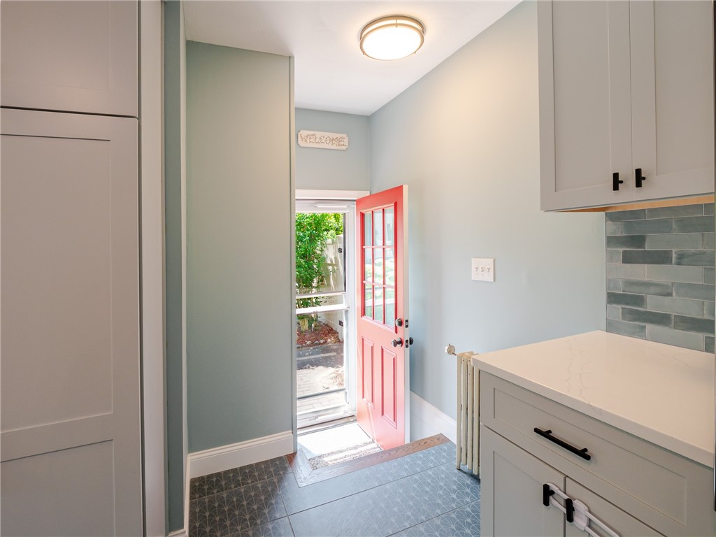 117 Sand Pond Road Warwick, RI 02888 - Photo 15 of 34