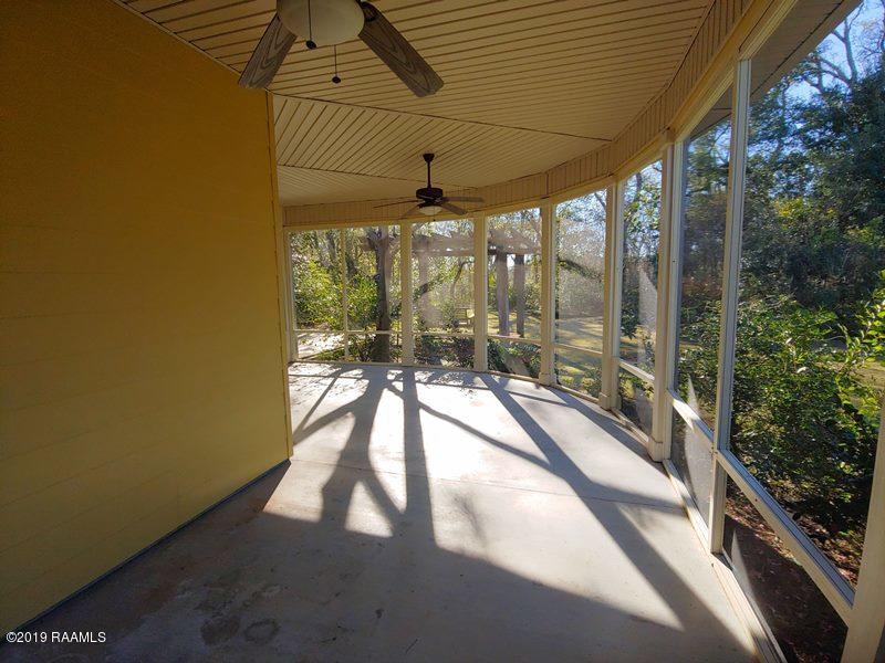 7176 Cemetery Road, Unit A St. Martinville, LA 70582 - Photo 6 of 35 Gallery Image 6