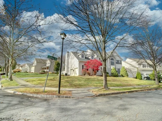 $939,900 | 37 Lazarus Drive, Ledgewood, NJ 07852