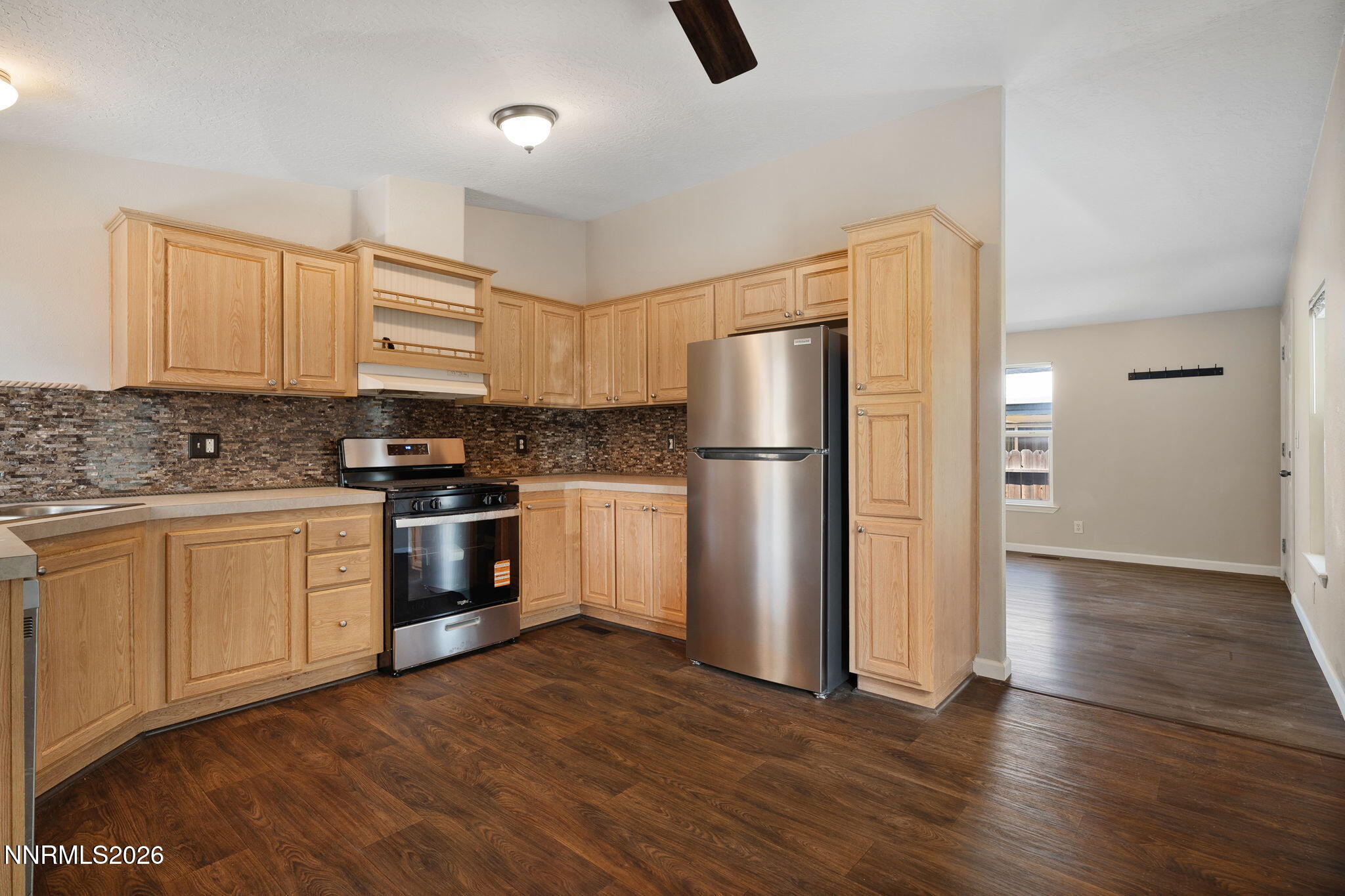 615 Ruby Creek Lane Reno, NV 89506 - Photo 7 of 30 16-web-or-mls-615 Ruby Creek-5