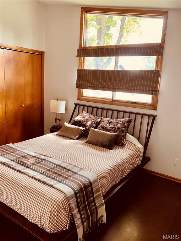 1070 Monroe Street Carlyle, IL 62231 - Photo 16 of 21