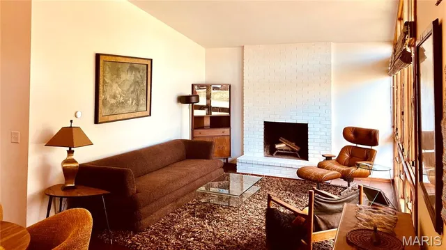 $185,000 | 1070 Monroe Street, Carlyle, IL 62231