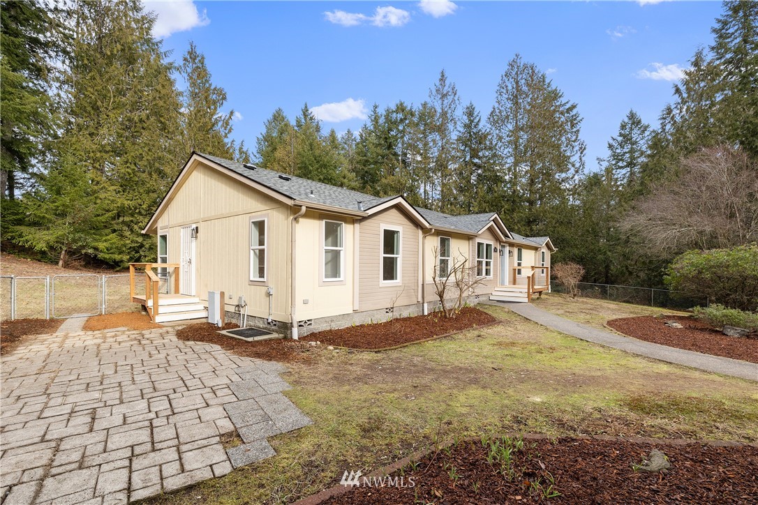 5262 David Road Northwest Bremerton, WA 98312 - Photo 3 of 39 Gallery Image 3