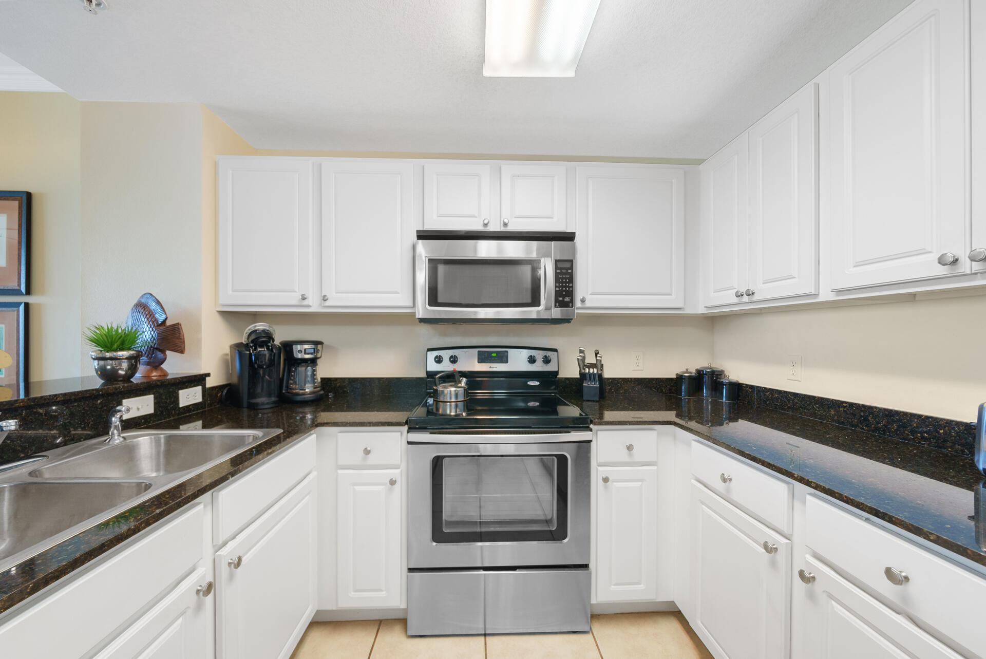 15817 Front Beach Road, Unit 11202 Panama City Beach, FL 32413 - Photo 11 of 30 DSC06059