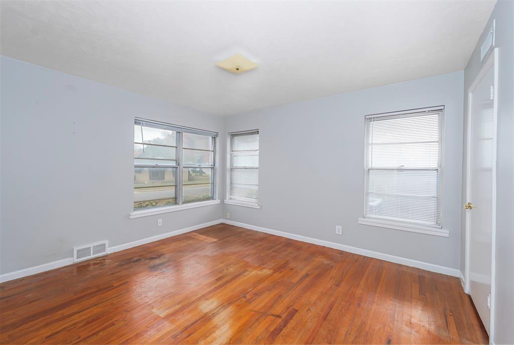 1500 Oakcliff Road Fort Worth, TX 76103 - Photo 17 of 30