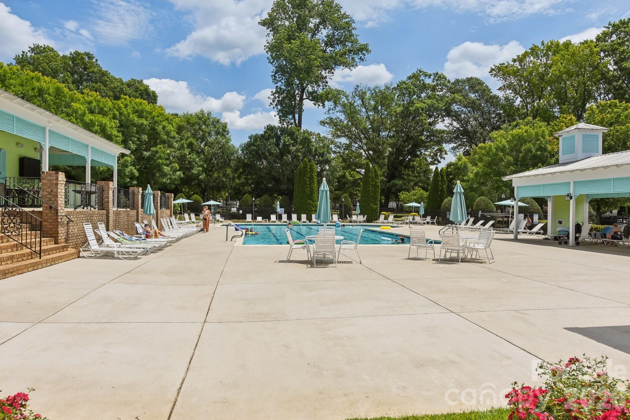 9910 Triple Oak Road Charlotte, NC 28277 - Photo 34 of 38