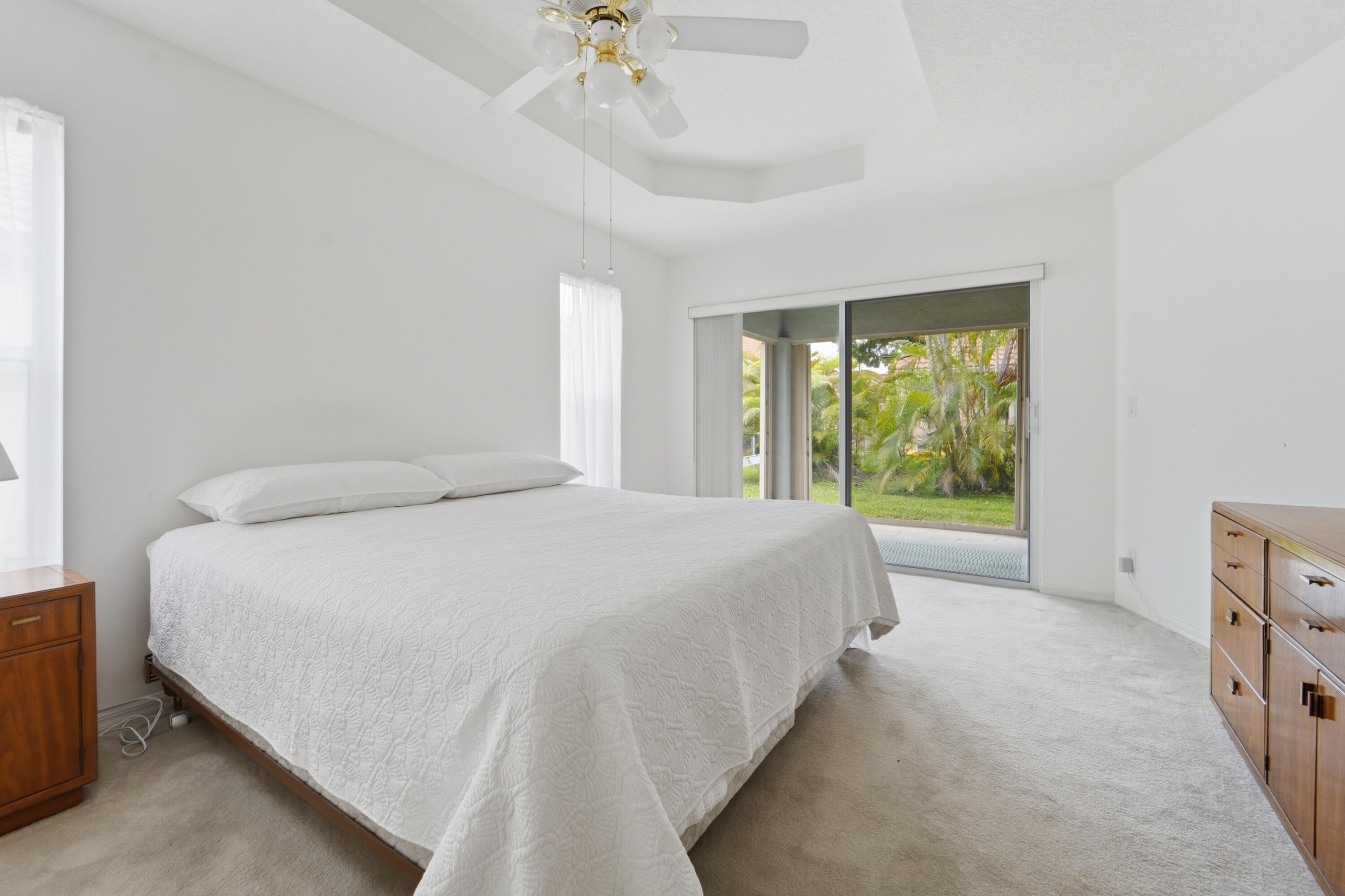 3120 Contego Lane Riviera Beach, FL 33418 - Photo 16 of 51 040726-212