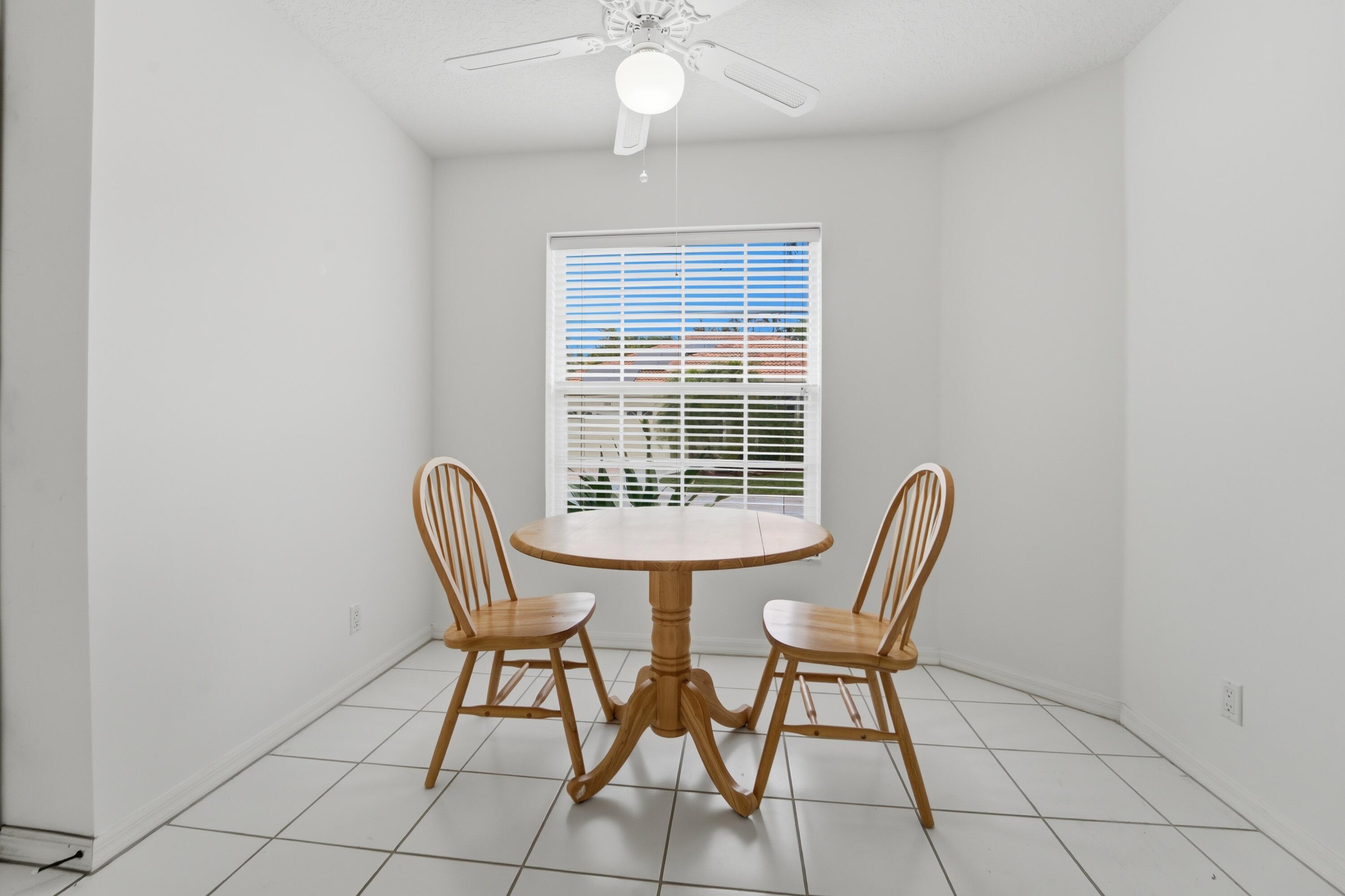 3120 Contego Lane Riviera Beach, FL 33418 - Photo 8 of 51 040726-182