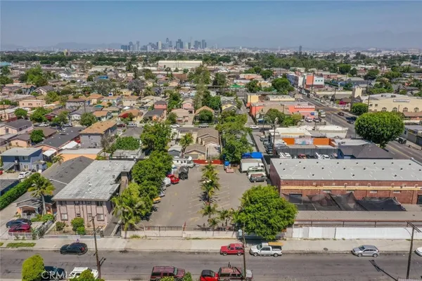 $1,600,000 | 1437 East 61st Street, Los Angeles, CA 90001