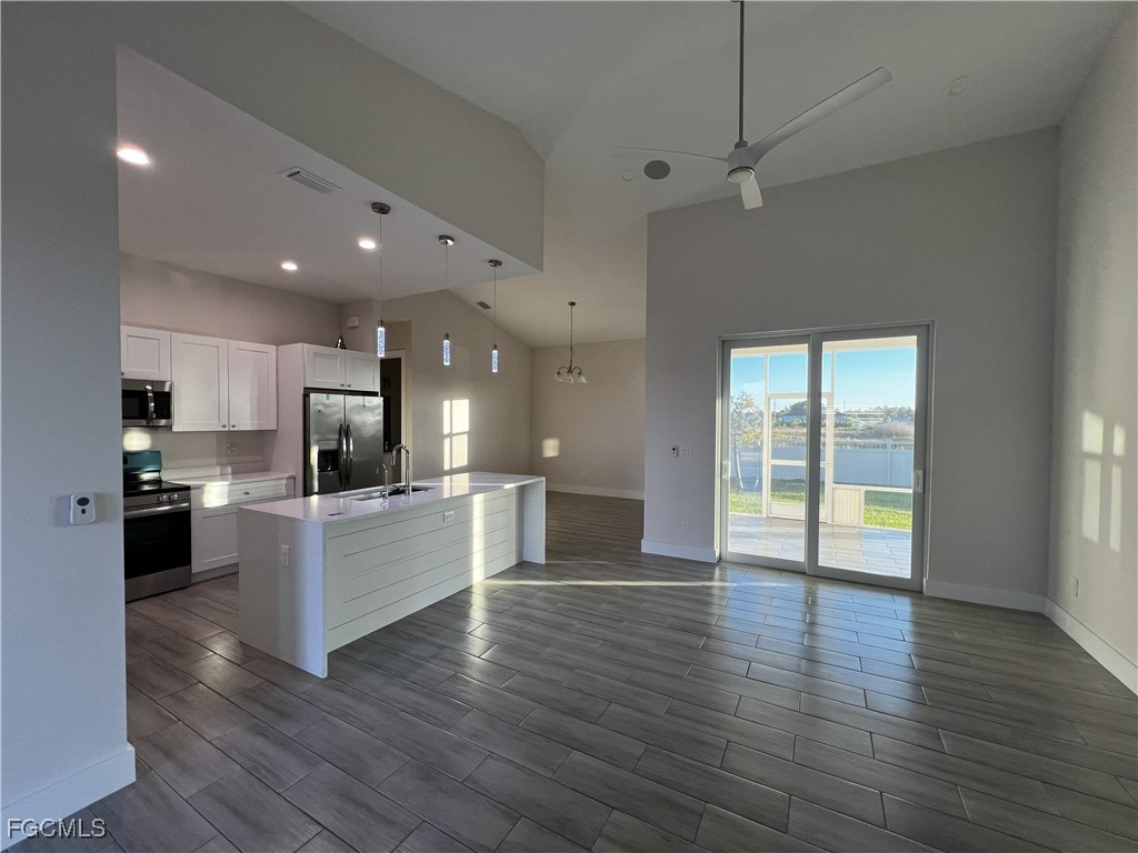 4219 27th Street Southwest Lehigh Acres, FL 33976 - Photo 3 of 15