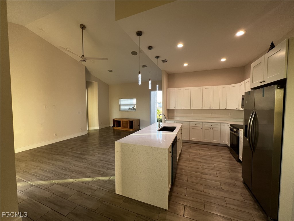 4219 27th Street Southwest Lehigh Acres, FL 33976 - Photo 5 of 15