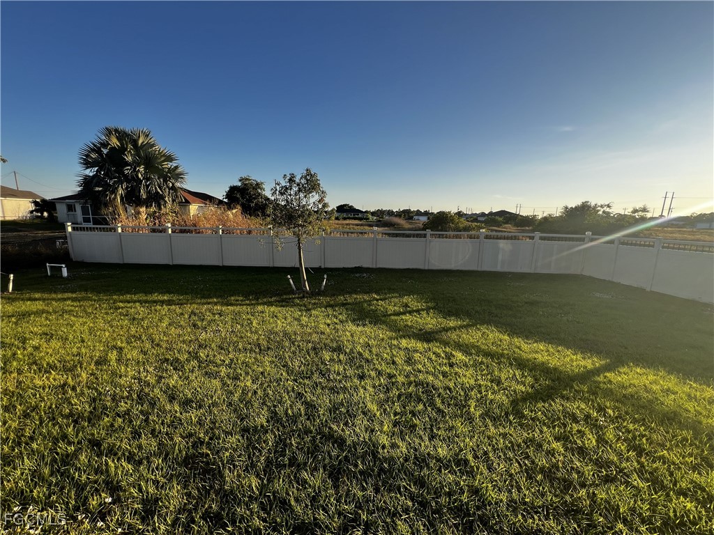 4219 27th Street Southwest Lehigh Acres, FL 33976 - Photo 7 of 15