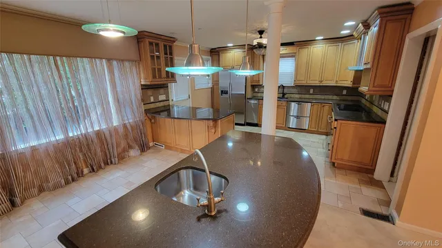 a view of empty room with windows