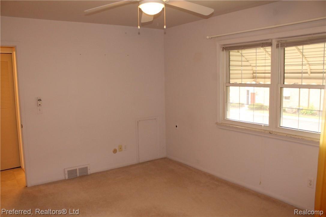 1199 Sheldon Road, Unit 95 Plymouth, MI 48170 - Photo 13 of 14 IMG_4799.JPG