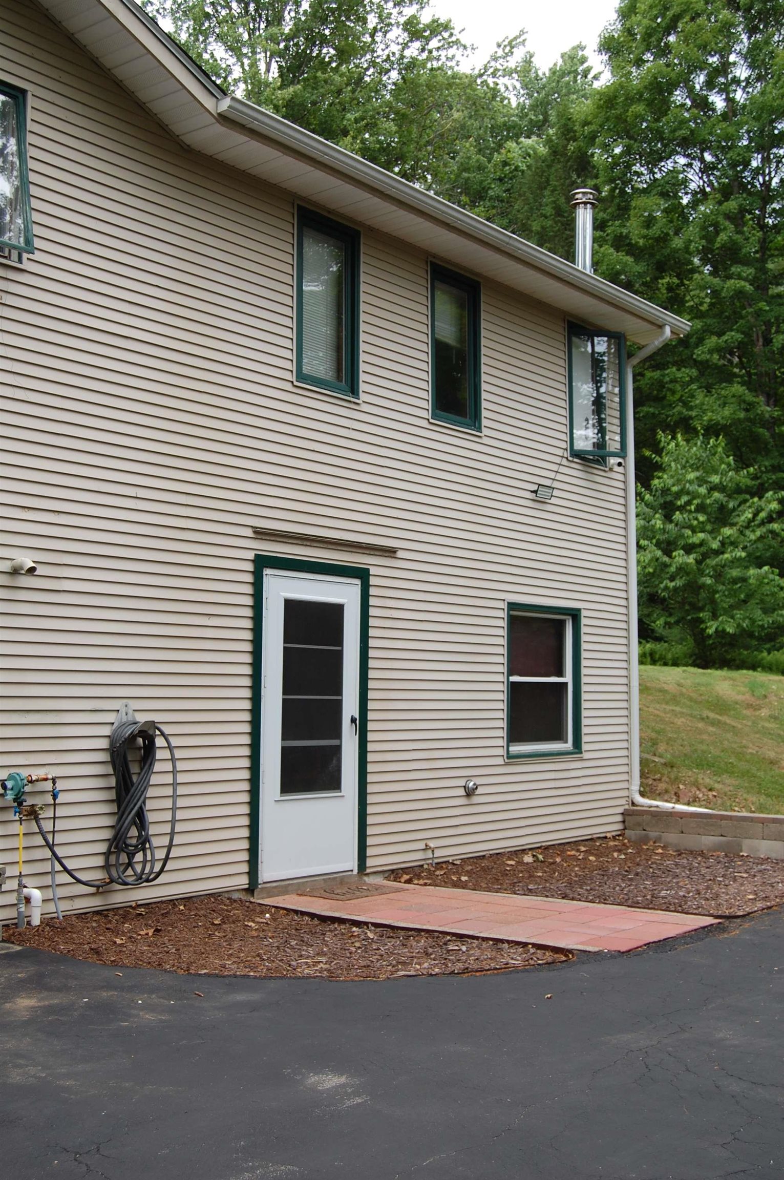 416 Page Road Bow, NH 03304 - Photo 2 of 9