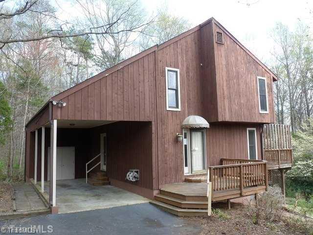 7012 Upland Road Clemmons, NC 27012 - Photo 1 of 13 Exterior Front.