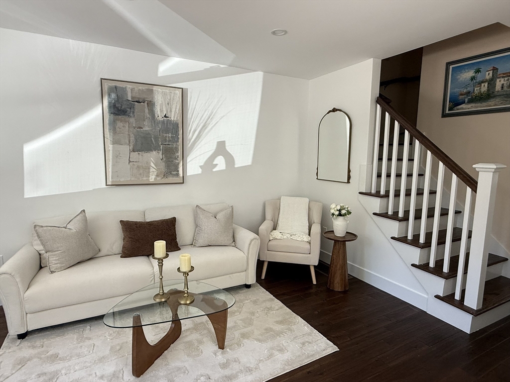 123 Nottinghill Road Boston, MA 02135 - Photo 3 of 29