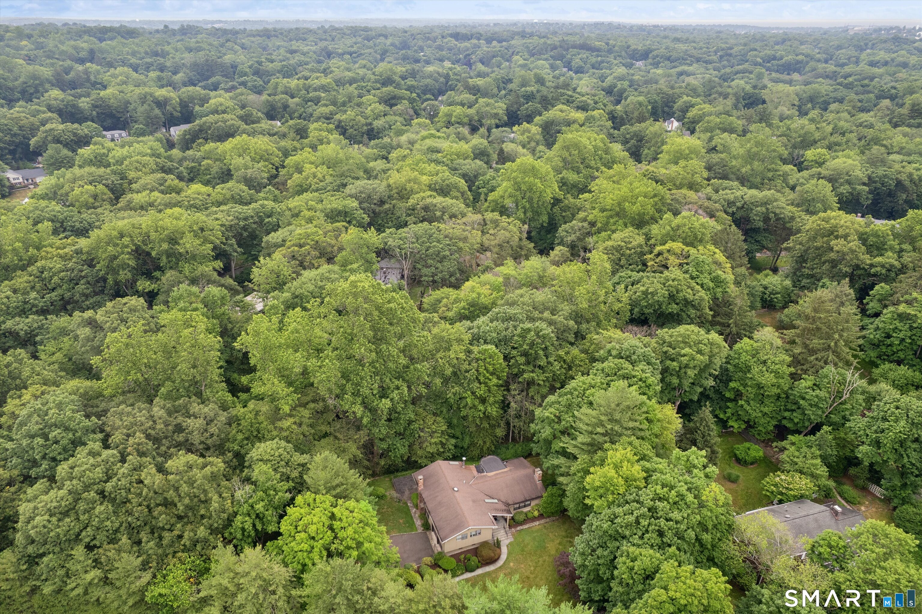 212 West Norwalk Road Norwalk, CT 06850 - Photo 2 of 39