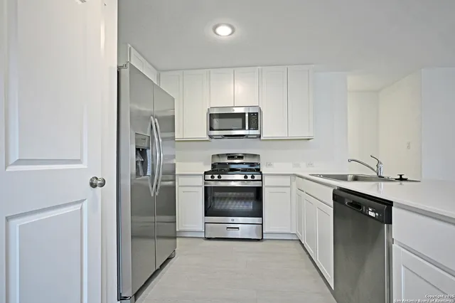 $1,445 | 3805 Swift Fox Road, New Braunfels, TX 78132