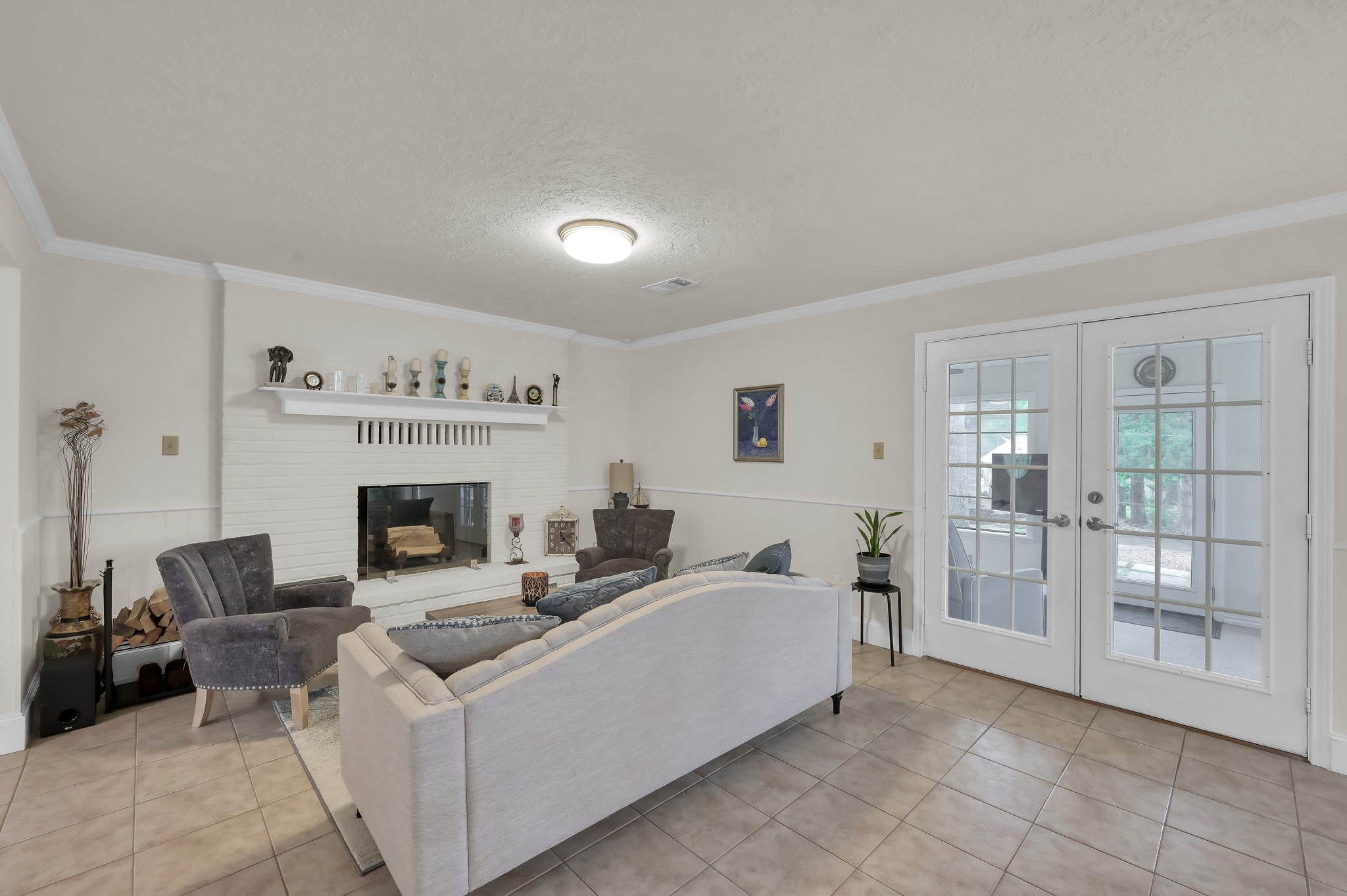 117 Brookside Drive Trinity, TX 75862 - Photo 13 of 46 a living room with furniture and a fireplace