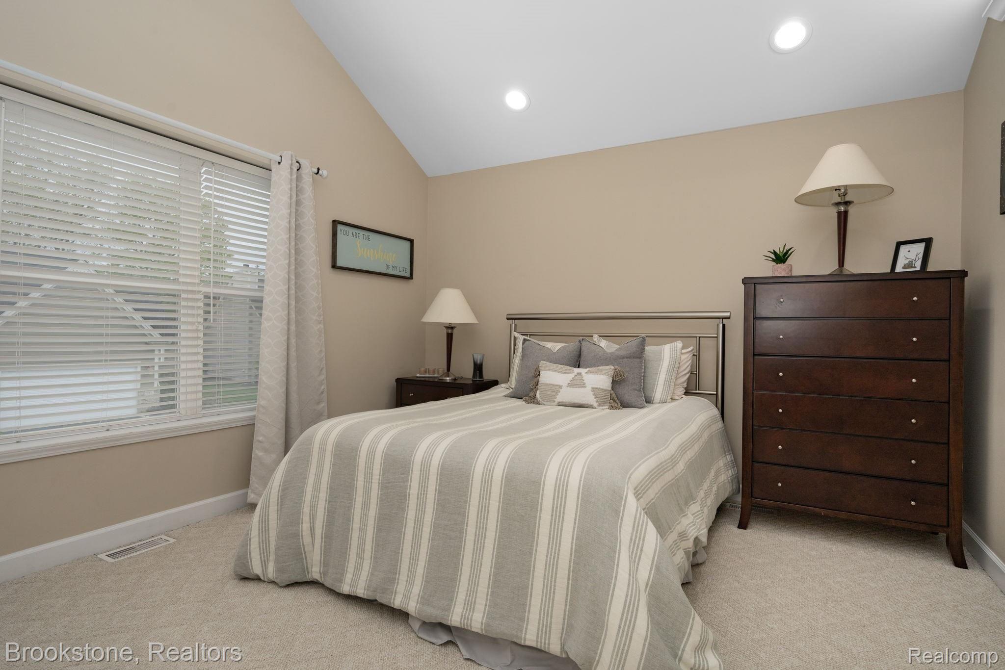 7284 Rabbit Ears Pass Clarkston, MI 48346 - Photo 27 of 39 bedroom 2
