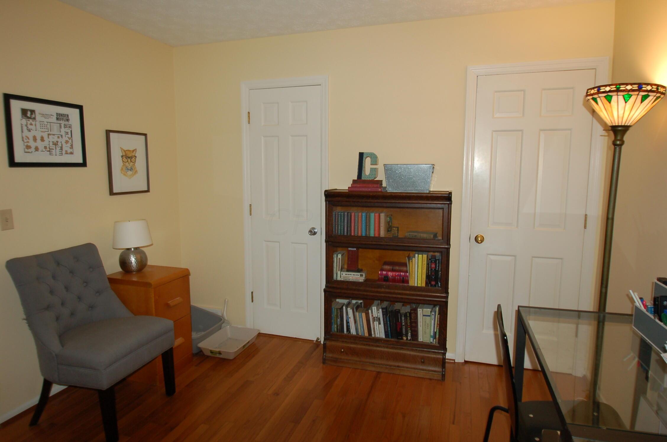 3225 Smiley Road Columbus, OH 43221 - Photo 7 of 60 DSC_0016