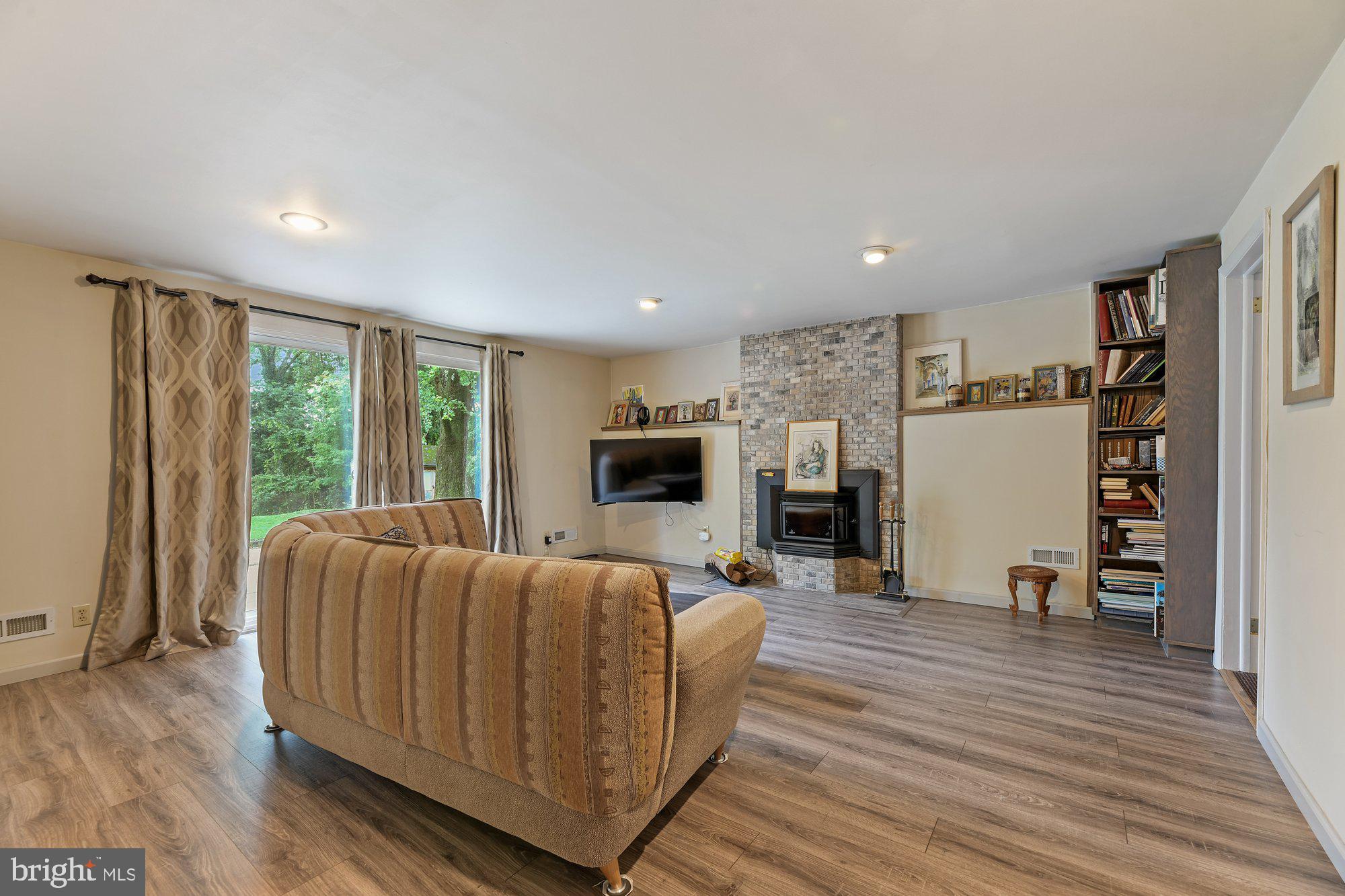 7915 Stevenson Road Baltimore, MD 21208 - Photo 29 of 39 Gallery Image 29