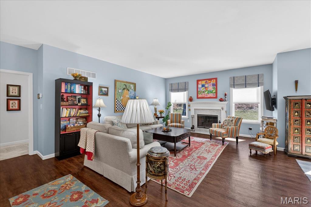 952 Meramec Grove Drive Ballwin, MO 63021 - Photo 15 of 43